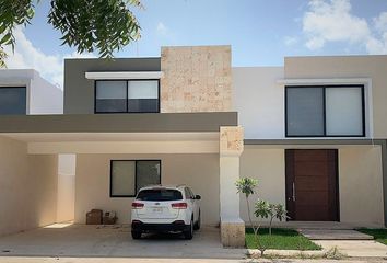 Casa en condominio en  Carretera Mérida-progreso, X Canatún, Mérida, Yucatán, 97302, Mex