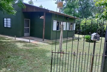 Casa en  Salvador María, Partido De Lobos