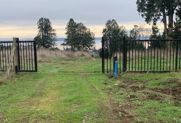 Parcela en  Lago Ranco, De Ranco