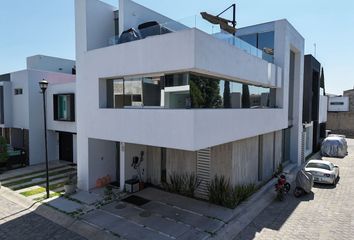 Casa en  Calle Camino Real De Colima 546, Los Gavilanes, Tlajomulco De Zúñiga, Jalisco, 45645, Mex