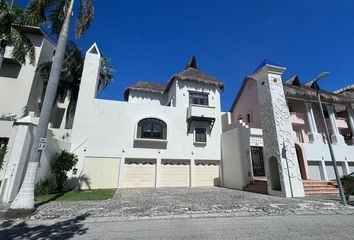 Casa en  Avenida Kukulkán, Zona Hotelera, Cancún, Benito Juárez, Quintana Roo, Mex