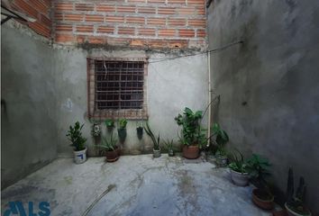 Casa en  Tricentenario, Medellín