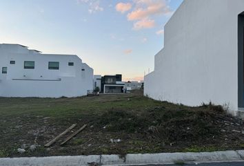 Lote de Terreno en  Calle Cristal De Santa Lucia, Las Jaras, Monterrey, Nuevo León, 64990, Mex