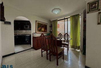 Apartamento en  Poblado, Medellín