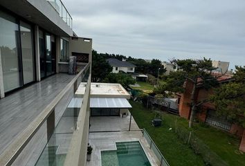 Casa en  La Herradura, Pinamar