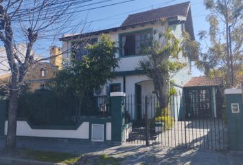 Casa en  Castelar, Partido De Morón