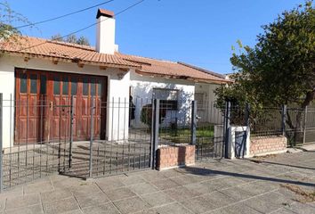 Casa en  General Roca, Río Negro