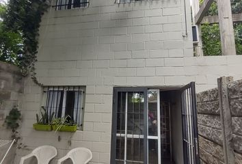 Casa en  Calle 141 1302-1400, La Plata, Provincia De Buenos Aires, Arg