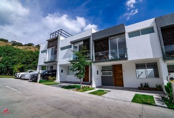 Casa en condominio en  Calle Milán, Tlajomulco De Zúñiga, Jalisco, 45645, Mex