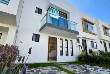 Casa en condominio en  Calle Huizache, Zibata, Zona Cactus, El Marqués, Querétaro, 76269, Mex