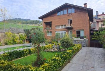 Chalet en  Llodio, Alava