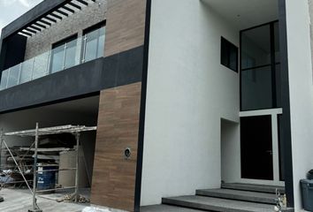 Casa en  Privada Cartujanes, Portal Del Huajuco, Monterrey, Nuevo León, 64987, Mex