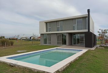 Casa en  Puertos Del Lago, Partido De Escobar