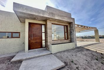 Casa en  Luján De Cuyo, Mendoza