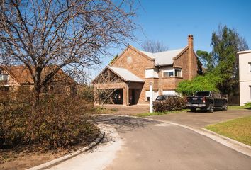 Casa en  Fisherton, Rosario