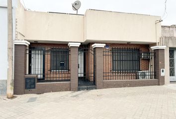 Casa en  Ludueña, Rosario