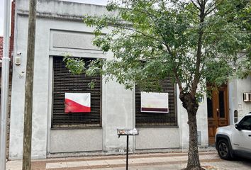 Casa en  Remedios De Escalada, Partido De Lanús