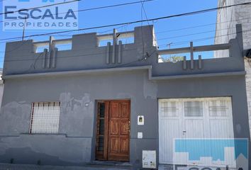 Casa en  Ludueña, Rosario