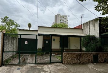 Casa en  Remedios De Escalada, Partido De Lanús