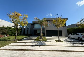 Casa en  Vista Bahía, Partido De Tigre