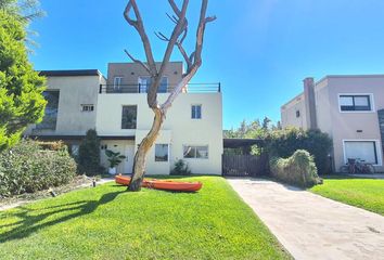 Casa en  Villa Nueva, Partido De Tigre