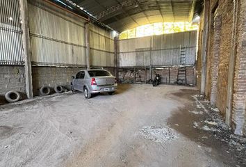 Galpónes/Bodegas en  Echesortu, Rosario