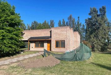 Casa en  Coronel Brandsen, Brandsen