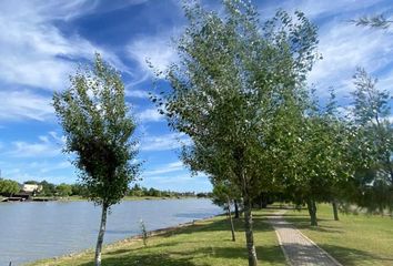 Terrenos en  Puerto Roldán, Roldán