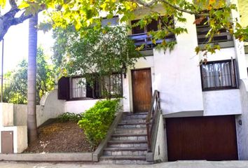 Casa en  Adrogué, Partido De Almirante Brown