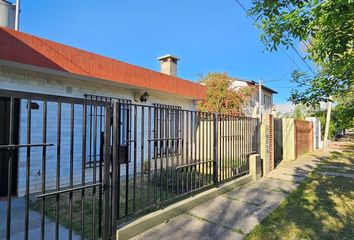 Casa en  Granadero Baigorria, Santa Fe