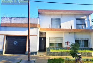 Casa en  Santos Lugares, Tres De Febrero