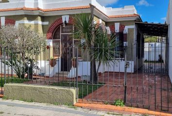 Casa en  La Plata, Partido De La Plata