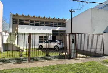 Galpónes/Bodegas en  Ringuelet, Partido De La Plata