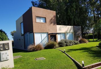 Casa en  Abasto, Partido De La Plata