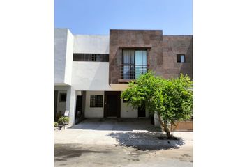 Casa en  Acanto Residencial, Apodaca