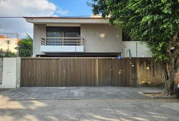 Casa en  Calle Cristóbal De Aguirre 1163-1247, Jardines Plaza Del Sol, Guadalajara, Jalisco, 44510, Mex