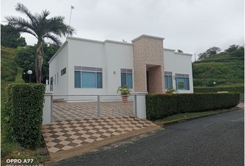 Casa en  Carmen De Apicalá, Tolima