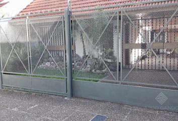 Casa en  Remedios De Escalada, Partido De Lanús