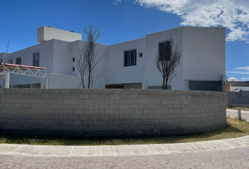 Casa en condominio en  Circuito Gran Vía, Alquerías De Pozos, San Luis Potosí, 78397, Mex