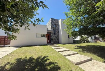 Casa en  El Cantón, Partido De Escobar