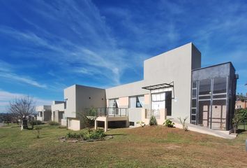 Casa en  Villa Carmela, Tucumán