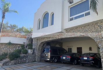 Casa en  Avenida Valle De San Ángel, Valle De San Ángel Sector Espadol, Francés Y Mexicano, San Pedro Garza García, Nuevo León, 66290, Mex