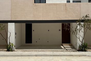 Casa en condominio en  Calle 3, Morelos, Mérida, Yucatán, 97190, Mex