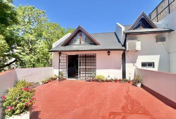 Casa en  Villa Urquiza, Capital Federal