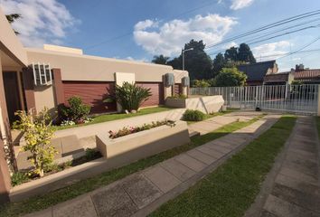 Casa en  Isidro Casanova, La Matanza