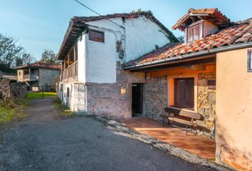 Chalet en  Oviedo, Asturias