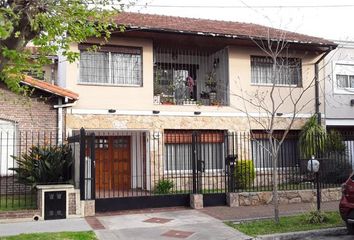 Casa en  Adrogué, Partido De Almirante Brown