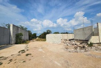 Lote de Terreno en  Calle 18 65, Dzitya, Mérida, Yucatán, 97302, Mex