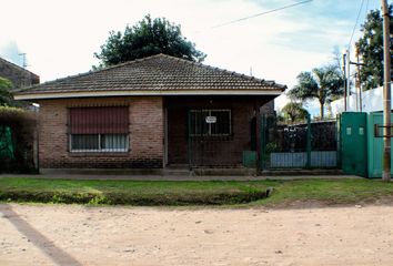 Casa en  Los Polvorines, Partido De Malvinas Argentinas