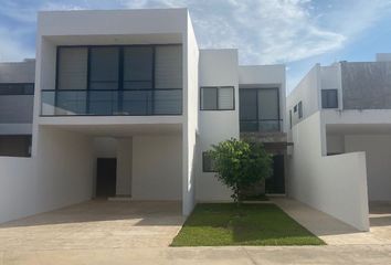 Casa en  Carretera Mérida - Tizimín, Cholul, Mérida, Yucatán, 97305, Mex